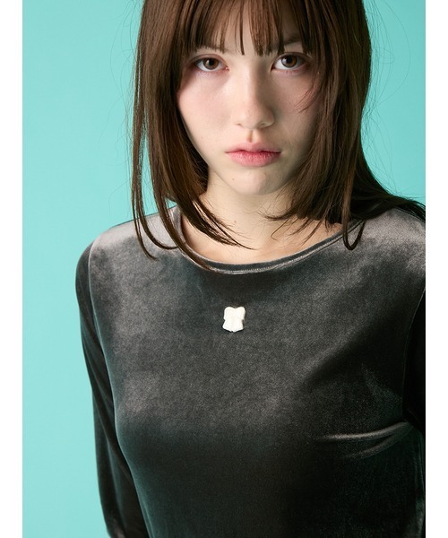 FURFUR（ファーファー）の「リボン刺繍ベロアプルオーバー（Tシャツ/カットソー・レディース・チャコールグレー/ピンク/アイボリー・F）」の7枚目の写真