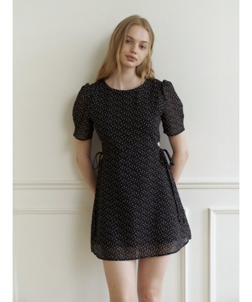 KINDABABY(カインダベイビー)の「Breeze ribbon mini dress - black(ワンピース・レディース・ブラック・FREE)」の1枚目の写真