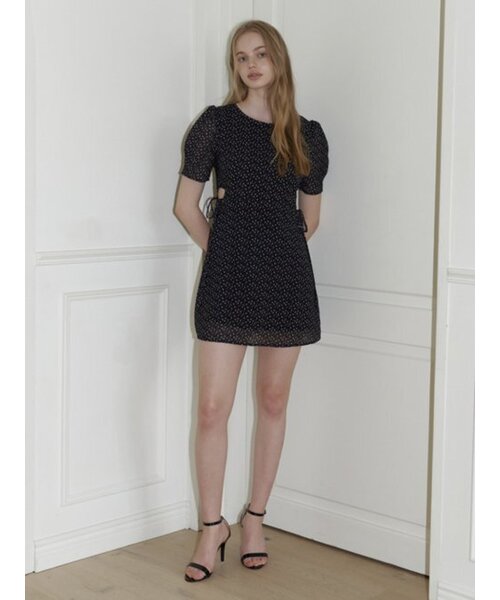 KINDABABY(カインダベイビー)の「Breeze ribbon mini dress - black(ワンピース・レディース・ブラック・FREE)」の4枚目の写真