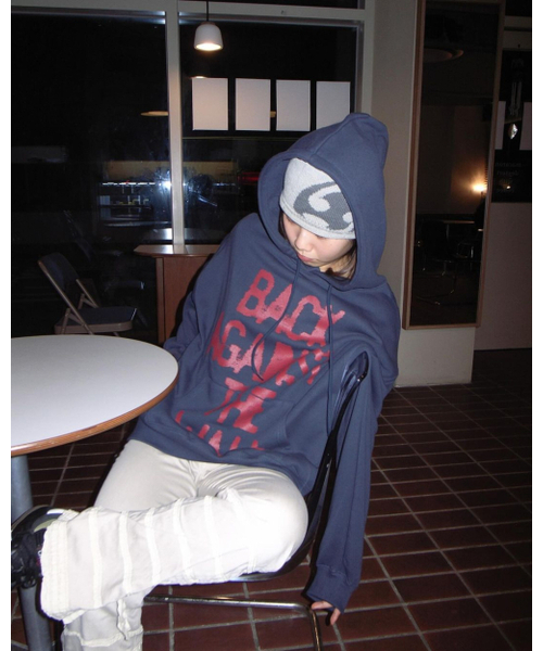 ISTKUNST(イストクンスト)の「BAW HOODIE_NAVY(IK2EFMM408A)(パーカー・レディース・ネイビー・M/L/S)」の2枚目の写真