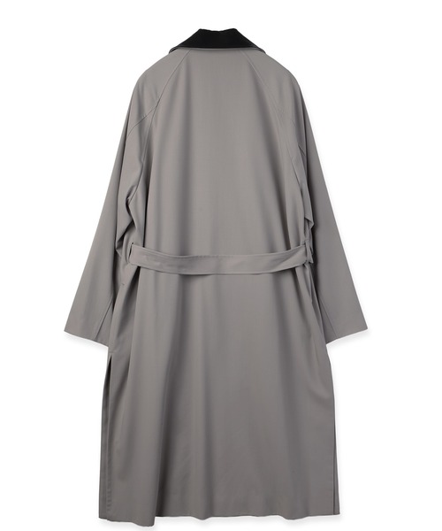 CULLNI(クルニ)の「Wool Gabardine Asymmetrical Layered Balmacaan Coat(ステンカラーコート・メンズ・ブラック/グレイッシュベージュ・0/1/2)」の7枚目の写真