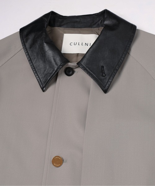 CULLNI(クルニ)の「Wool Gabardine Asymmetrical Layered Balmacaan Coat(ステンカラーコート・メンズ・ブラック/グレイッシュベージュ・0/1/2)」の8枚目の写真