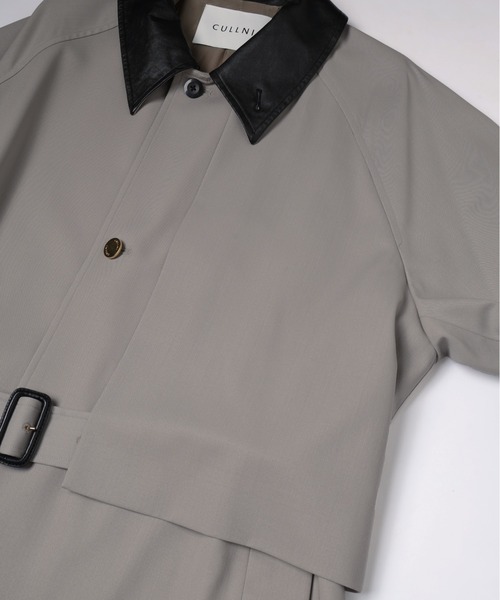 CULLNI(クルニ)の「Wool Gabardine Asymmetrical Layered Balmacaan Coat(ステンカラーコート・メンズ・ブラック/グレイッシュベージュ・0/1/2)」の10枚目の写真