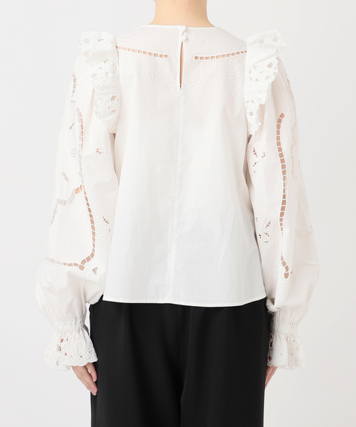 IENA LA BOUCLE(イエナラブークル)の「IENA LA BOUCLE カットワークブロードブラウス(シャツ/ブラウス・レディース・ホワイト・FREE)」の15枚目の写真