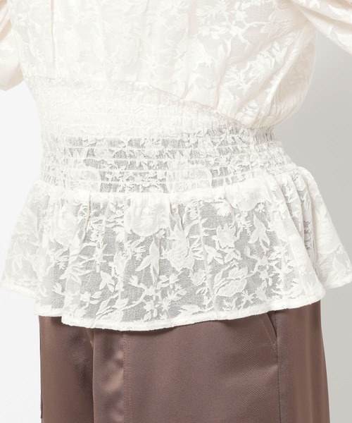 mysty woman（ミスティウーマン）の「フラワージャガードシャーリングブラウス　659800（Tシャツ/カットソー・レディース・オフホワイト/チャコールグレー・FREE）」の10枚目の写真