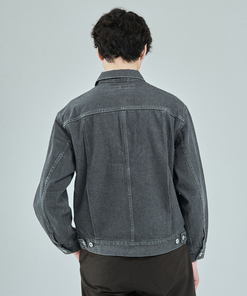 EDIFICE(エディフィス)の「COLOR DENIM トラッカージャケット(デニムジャケット・メンズ・ブラウン/ネイビー/チャコールグレー・LARGE/MEDIUM/SMALL)」の10枚目の写真