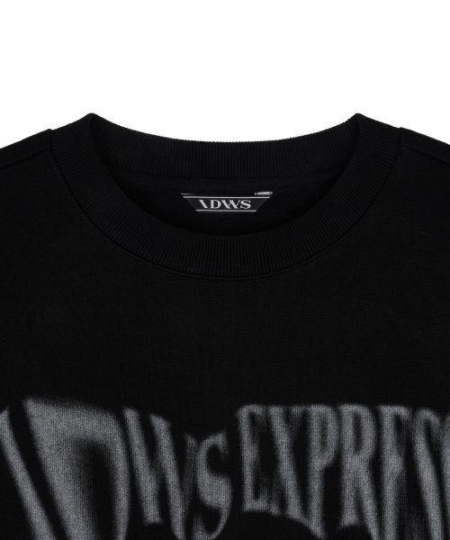 IDWS(アイドンワナセル)の「Typo Effect Graphic MTM Black(スウェット・レディース・その他・0/1)」の3枚目の写真