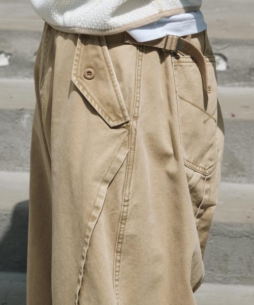 INTEMPOMOOD(インテンポムード)の「ニューハウンドカーブパンツ_ベージュ(その他パンツ・メンズ・ベージュ・LARGE/MEDIUM/X-LARGE)」の11枚目の写真