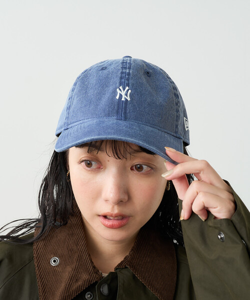 FREAK'S STORE（フリークスストア）の「New Era × FREAK'S STORE/ニューエラ 別注 9TWENTY MICROMINI LOGO CAP/別注 9TWENTY マイクロ ミニロゴ キャップ（キャップ・レディース・ブラック/ブラウン/ベージュ/ネイビー・ONE SIZE）」の4枚目の写真
