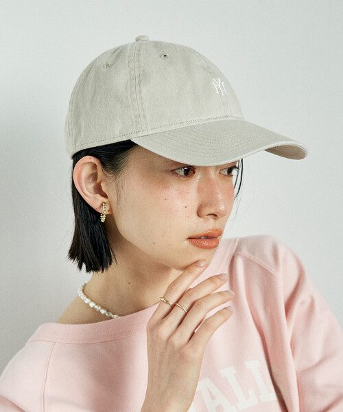 FREAK'S STORE（フリークスストア）の「New Era × FREAK'S STORE/ニューエラ 別注 9TWENTY MICROMINI LOGO CAP/別注 9TWENTY マイクロ ミニロゴ キャップ（キャップ・レディース・ブラック/ブラウン/ベージュ/ネイビー・ONE SIZE）」の5枚目の写真