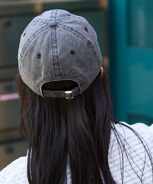 FREAK'S STORE（フリークスストア）の「New Era × FREAK'S STORE/ニューエラ 別注 9TWENTY MICROMINI LOGO CAP/別注 9TWENTY マイクロ ミニロゴ キャップ（キャップ・レディース・ブラック/ブラウン/ベージュ/ネイビー・ONE SIZE）」の16枚目の写真