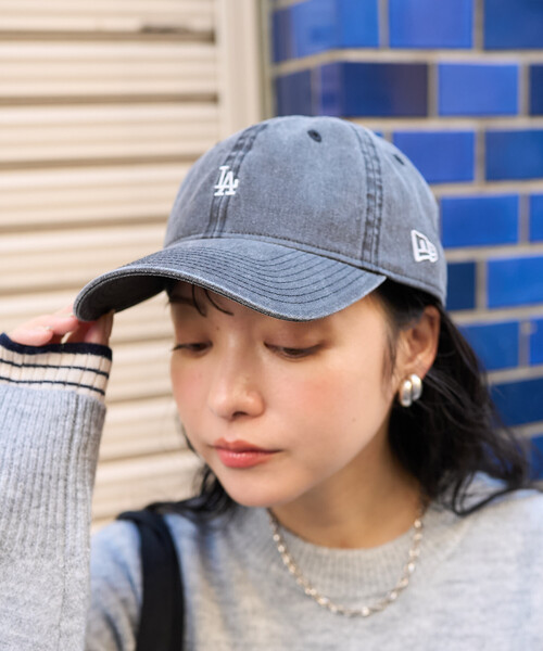 FREAK'S STORE（フリークスストア）の「New Era × FREAK'S STORE/ニューエラ 別注 9TWENTY MICROMINI LOGO CAP/別注 9TWENTY マイクロ ミニロゴ キャップ（キャップ・レディース・ブラック/ブラウン/ベージュ/ネイビー・ONE SIZE）」の18枚目の写真