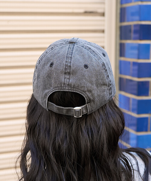 FREAK'S STORE（フリークスストア）の「New Era × FREAK'S STORE/ニューエラ 別注 9TWENTY MICROMINI LOGO CAP/別注 9TWENTY マイクロ ミニロゴ キャップ（キャップ・レディース・ブラック/ブラウン/ベージュ/ネイビー・ONE SIZE）」の22枚目の写真