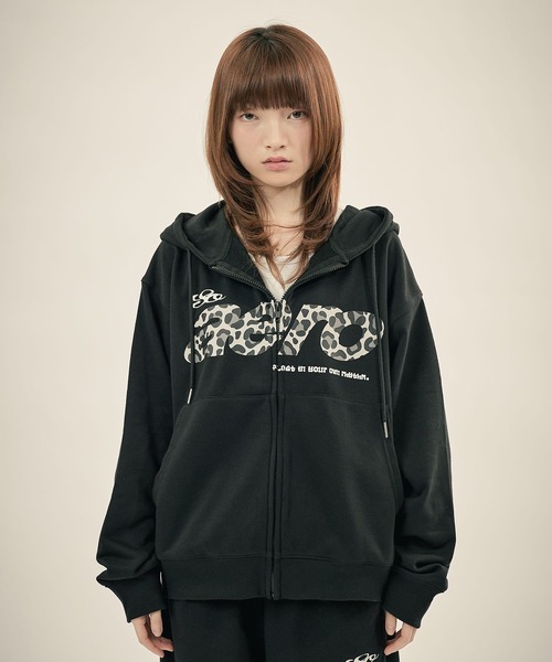 Buyer'sselect/【SET-UP着用可能】総柄ロゴプリントジップパーカー