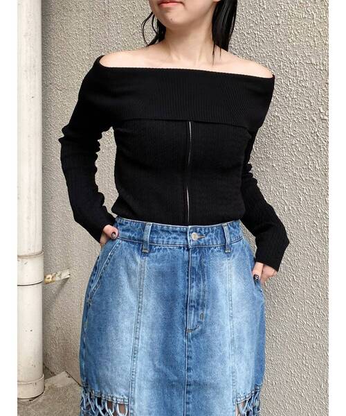 MURUA（ムルーア）の「オフショルダーケーブルニット（ニット/セーター・レディース・ブラック/アイボリー/グレー・FREE）」の21枚目の写真