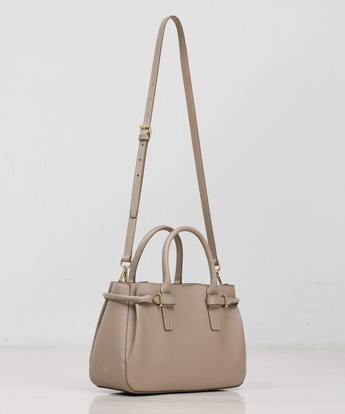 LOWELL things(ロウェル シングス)の「Lien/レザー3層2WAYトート(トートバッグ・レディース・グレイッシュベージュ/ブラック/アイボリー・フリー)」の20枚目の写真