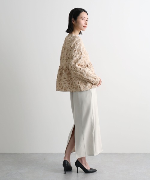 Futier land(フューティアランド)の「ジャガードフラワーペプラムジャケット(ブルゾン・レディース・ベージュ/ブラック・LARGE/MEDIUM)」の12枚目の写真