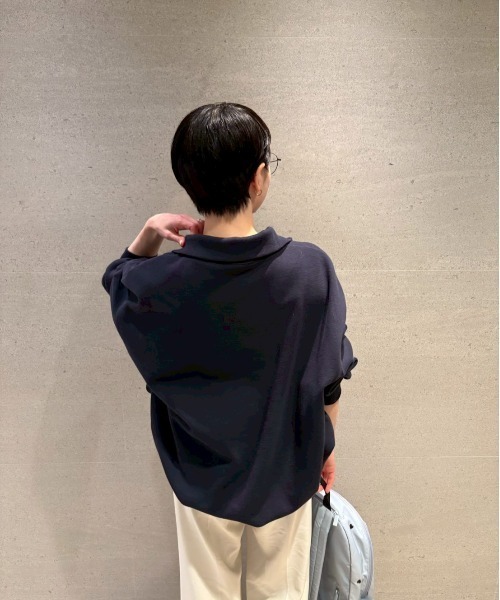 emmi（エミ）の「【em】ハーフジップスウェット【セットアップ対応】（スウェット・レディース・ホワイト/ネイビー・F）」の4枚目の写真