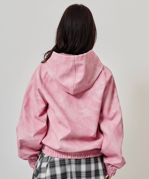 atmos pink(アトモスピンク)の「atmos pink Faux Leather Hoodie Jacket / アトモス ピンク フォー レザー フーディー ジャケット(その他アウター・レディース・チャコール/ピンク・FREE)」の11枚目の写真