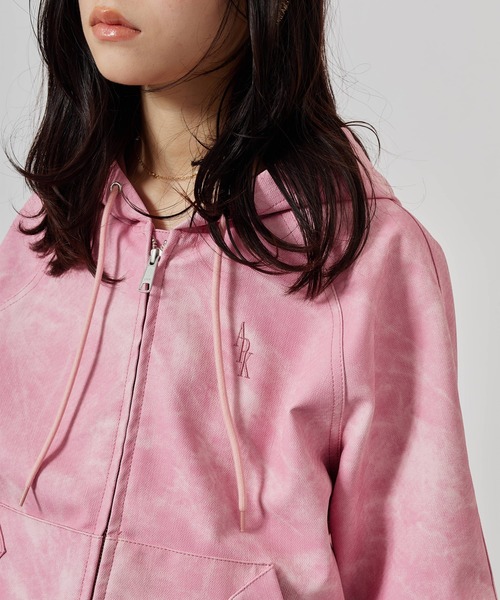 atmos pink(アトモスピンク)の「atmos pink Faux Leather Hoodie Jacket / アトモス ピンク フォー レザー フーディー ジャケット(その他アウター・レディース・チャコール/ピンク・FREE)」の6枚目の写真