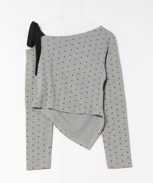 Ritzy(リッツィー)の「アシメオフショルダー ドットプリント トップス(Tシャツ/カットソー・レディース・グレー・M/L)」の18枚目の写真