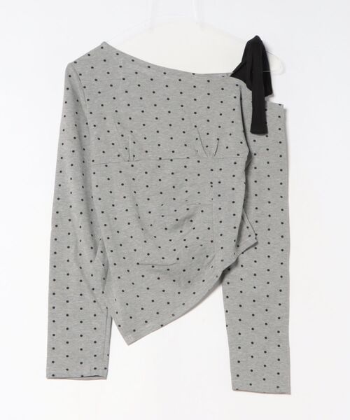 Ritzy(リッツィー)の「アシメオフショルダー ドットプリント トップス(Tシャツ/カットソー・レディース・グレー・M/L)」の19枚目の写真