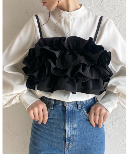 She's Closet(シーズクローゼット)の「ボリューム フリル ビスチェ キャミソール / レイヤードトップス(キャミソール・レディース・アイボリー/ブラック・FREE)」の5枚目の写真