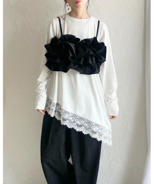 She's Closet(シーズクローゼット)の「ボリューム フリル ビスチェ キャミソール / レイヤードトップス(キャミソール・レディース・アイボリー/ブラック・FREE)」の6枚目の写真