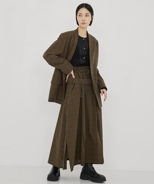 UJOH（ウジョー）の「【UJOH/ウジョー】別注 Draw Code Belt Skirt/ドローコードスカート（スカート・レディース・オリーブ・2/1）」の2枚目の写真