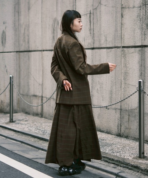 UJOH(ウジョー)の「【UJOH/ウジョー】《STUDIOUS別注》 Draw Code Belt Skirt/ドローコードスカート(スカート・レディース・オリーブ・2/1)」の19枚目の写真