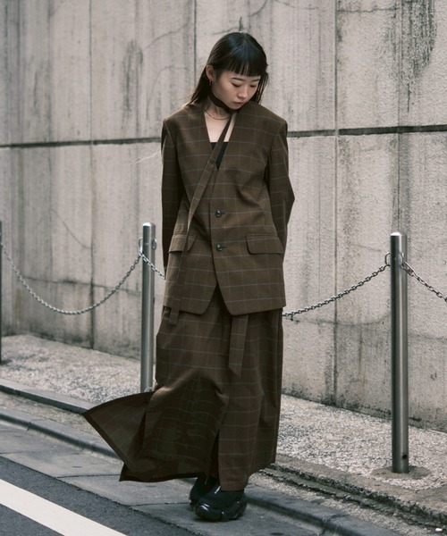 UJOH(ウジョー)の「【UJOH/ウジョー】《STUDIOUS別注》 Draw Code Belt Skirt/ドローコードスカート(スカート・レディース・オリーブ・2/1)」の18枚目の写真