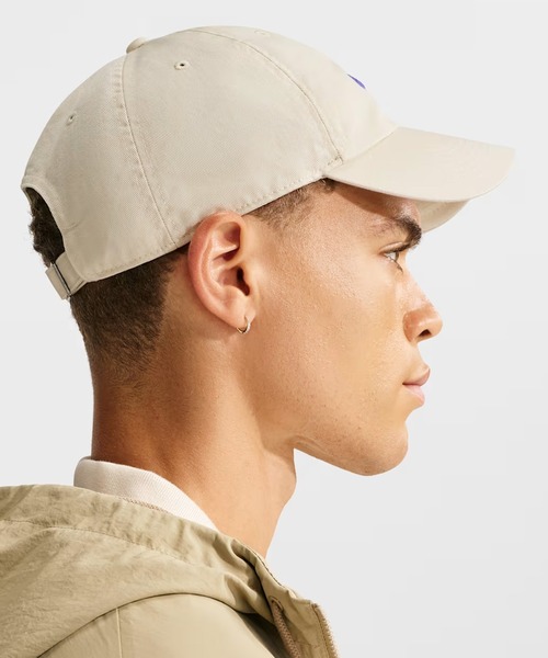NIKE（ナイキ）の「NIKE/ナイキ キャップ Nike Club アンストラクチャード フューチュラ ウォッシュ キャップ FB5368-229（キャップ・メンズ・ライトベージュ・M/L）」の9枚目の写真