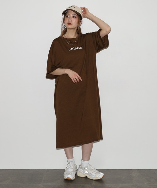 FUNALIVE(ファンアライブ)の「バックロゴオーバーサイズTミニワンピ 半袖(Tシャツ/カットソー・レディース・モカ/ネイビー/ブラック・L)」の3枚目の写真