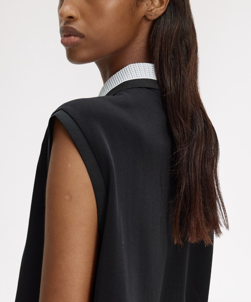FRED PERRY(フレッドペリー)の「Mesh Collar Polo Shirt/メッシュカラーポロシャツ(ポロシャツ・レディース・ホワイト/ブラック・10)」の7枚目の写真