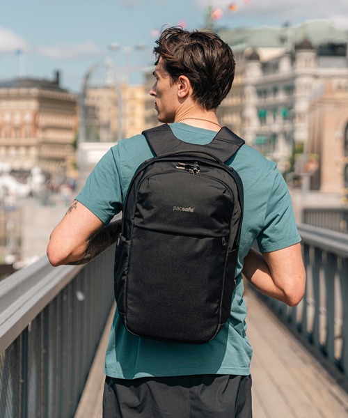 pacsafe/パックセーフ V 20L City backpack/シティバックパック
