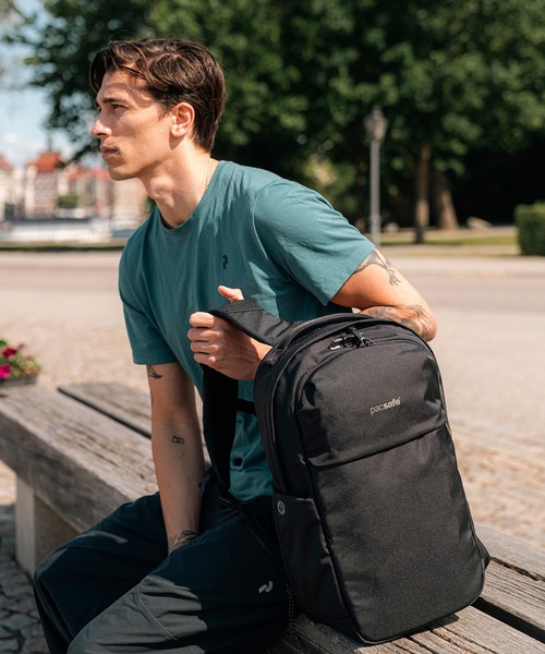 pacsafe(パックセーフ)の「pacsafe/パックセーフ V 20L City backpack/シティバックパック(バックパック/リュック・メンズ・ブラック・FREE)」の10枚目の写真
