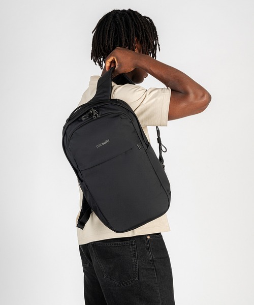 pacsafe(パックセーフ)の「pacsafe/パックセーフ V 20L City backpack/シティバックパック(バックパック/リュック・メンズ・ブラック・FREE)」の13枚目の写真