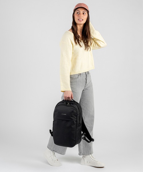 pacsafe(パックセーフ)の「pacsafe/パックセーフ V 20L City backpack/シティバックパック(バックパック/リュック・メンズ・ブラック・FREE)」の15枚目の写真
