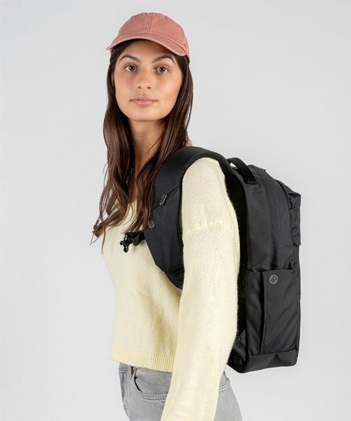 pacsafe(パックセーフ)の「pacsafe/パックセーフ V 20L City backpack/シティバックパック(バックパック/リュック・メンズ・ブラック・FREE)」の18枚目の写真