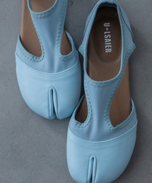 VACANCY（ヴァカンシー）の「カットアウト足袋フラットシューズ（サンダル）」