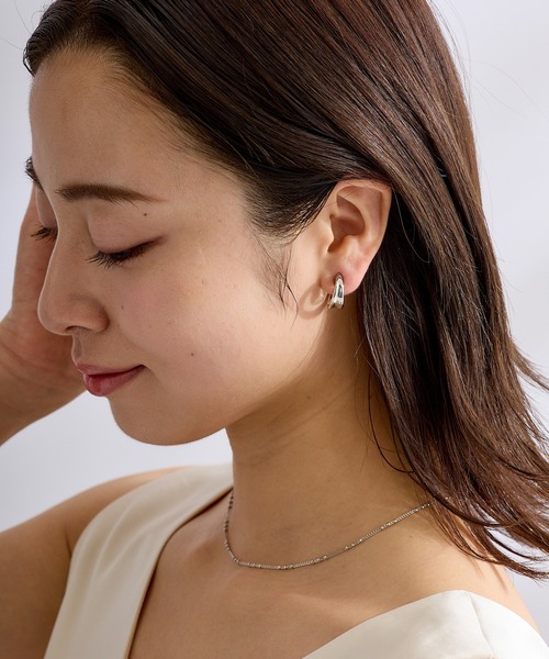 CALIN STANDARD(カリンスタンダード)の「◆金属アレルギー対応◆◆made in japan◆【痛くない】【落ちにくい】【ストレスフリーな着け心地】ソリッドライン グランループフィットイヤリング(イヤリング・レディース・シルバー/ゴールド・FREE)」の22枚目の写真