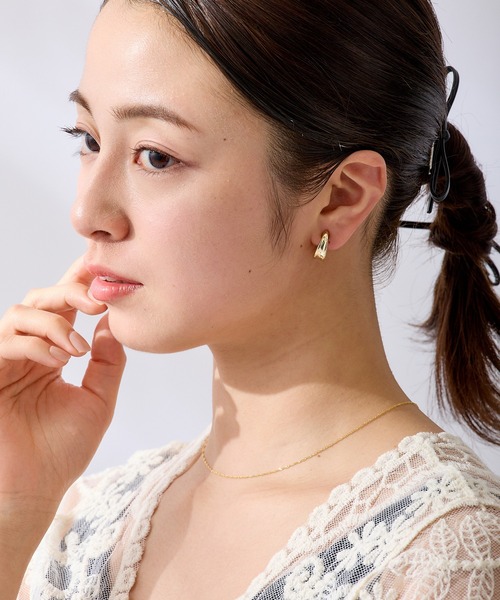 CALIN STANDARD(カリンスタンダード)の「◆金属アレルギー対応◆◆made in japan◆【痛くない】【落ちにくい】【ストレスフリーな着け心地】ソリッドライン グランループフィットイヤリング(イヤリング・レディース・シルバー/ゴールド・FREE)」の8枚目の写真
