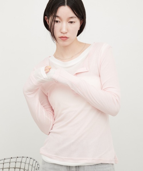 OFROOM(オフルーム)の「Sheer Layered Henley Top|シアーヘンリーネックトップス(Tシャツ/カットソー・レディース・グレー/ホワイト/ピンク/ブルー/ブラック/ネイビー・FREE)」の15枚目の写真