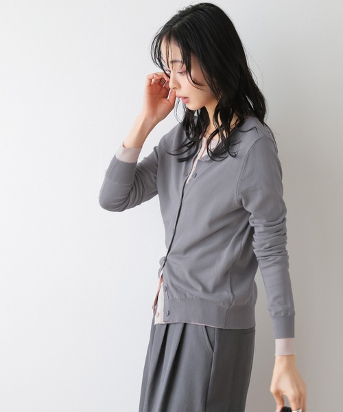 AMELY(エミリー)の「配色レイヤード風カーディガン(カーディガン/ボレロ・レディース・ブラック/ピンク/ネイビー/グレー・フリー)」の9枚目の写真