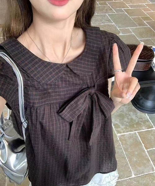 GEMEDA(ジェメダ)の「チェック柄リボンデザインフレアトップス(Tシャツ/カットソー・レディース・モカ/ダークグリーン/ブルー/ホワイト・M)」の19枚目の写真