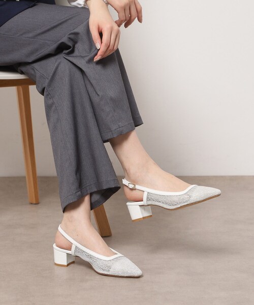 ESPERANZA(エスペランサ)の「ラメチュールバックストラップパンプス(パンプス・レディース・ブラック系8/ブルー系8/ホワイト系9・L/M/S/LL)」の2枚目の写真