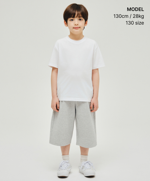 MUSINSA STANDARD KIDS（ムシンサスタンダードキッズ）の「[UVプロテクション] リラックスドクルーネックTシャツ [ホワイト]（Tシャツ/カットソー・レディース・その他・110/120/130/140/150/160）」の2枚目の写真
