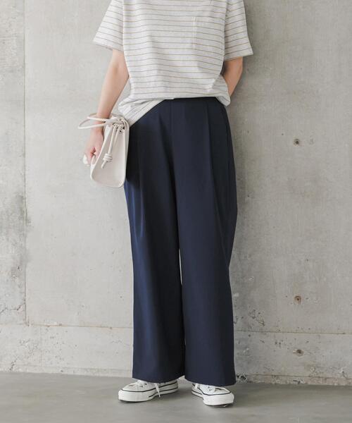 URBAN RESEARCH DOORS(アーバンリサーチドアーズ)の「『3サイズ展開』『UR TECH』完声/涼フロントタックEZパンツ(その他パンツ・レディース・ベージュ/ネイビー・SMALL/MEDIUM/LARGE)」の14枚目の写真