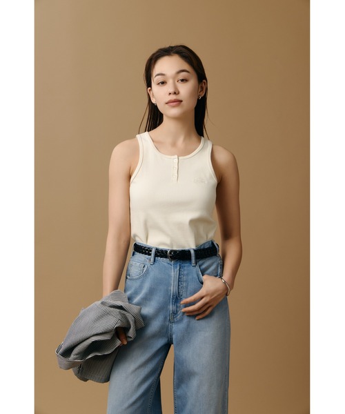AZUL by moussy(アズールバイマウジー)の「【Dickies×AZUL】ヘンリネークタンクトップ(タンクトップ・レディース・ブラック/オフホワイト/イエロー系その他・FREE)」の14枚目の写真