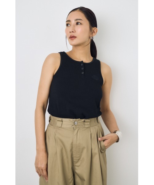 AZUL by moussy(アズールバイマウジー)の「【Dickies×AZUL】ヘンリネークタンクトップ(タンクトップ・レディース・ブラック/オフホワイト/イエロー系その他・FREE)」の15枚目の写真